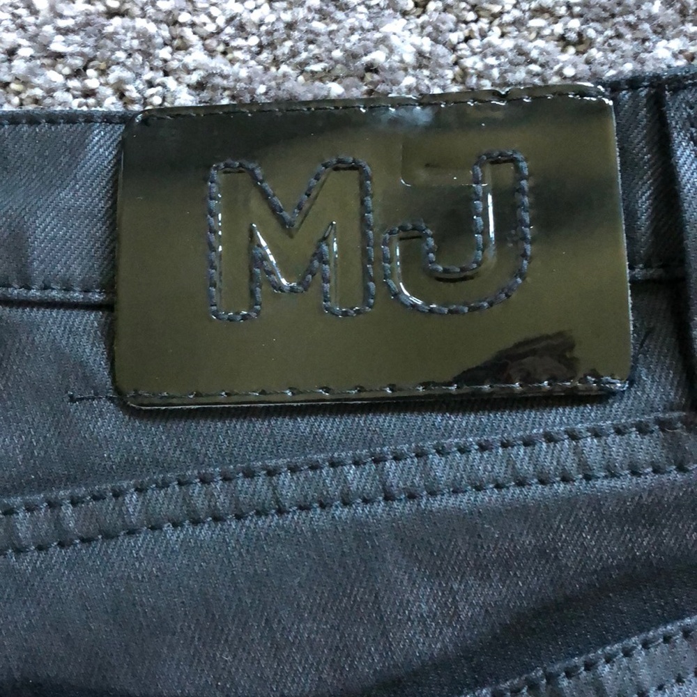 Marc Jacobs capris - leathery denim type fabric